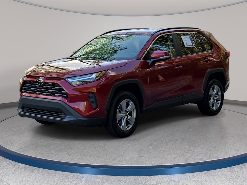 Used 2022 Toyota RAV4 XLE SUV