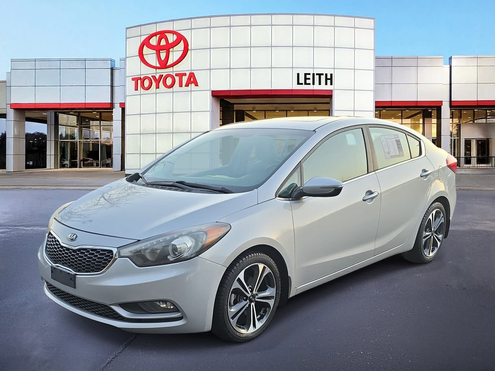 2016 Kia Forte EX's photo