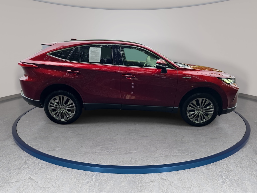 Used 2021 Toyota Venza XLE SUV