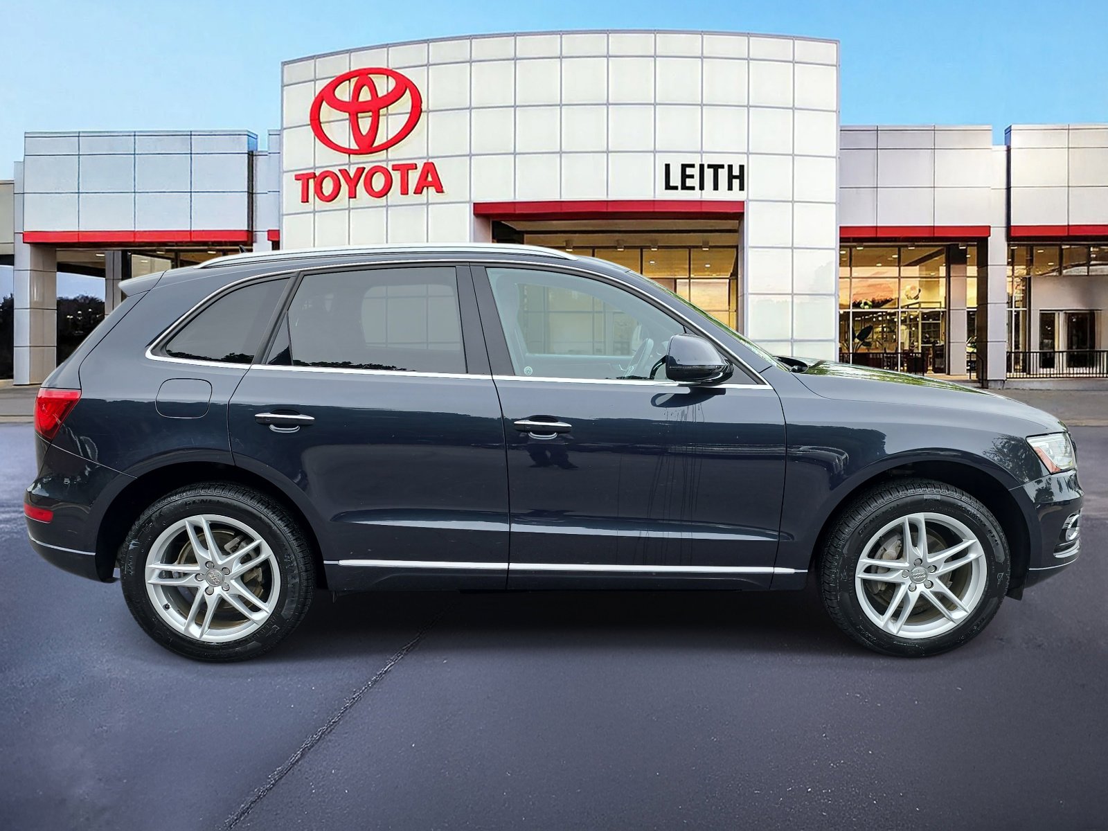 2017 Audi Q5 2.0T Premium photo 2