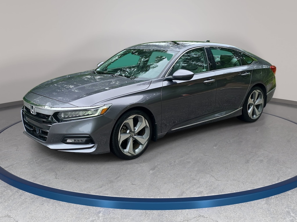 Used 2018 Honda Accord Touring 2.0T Sedan