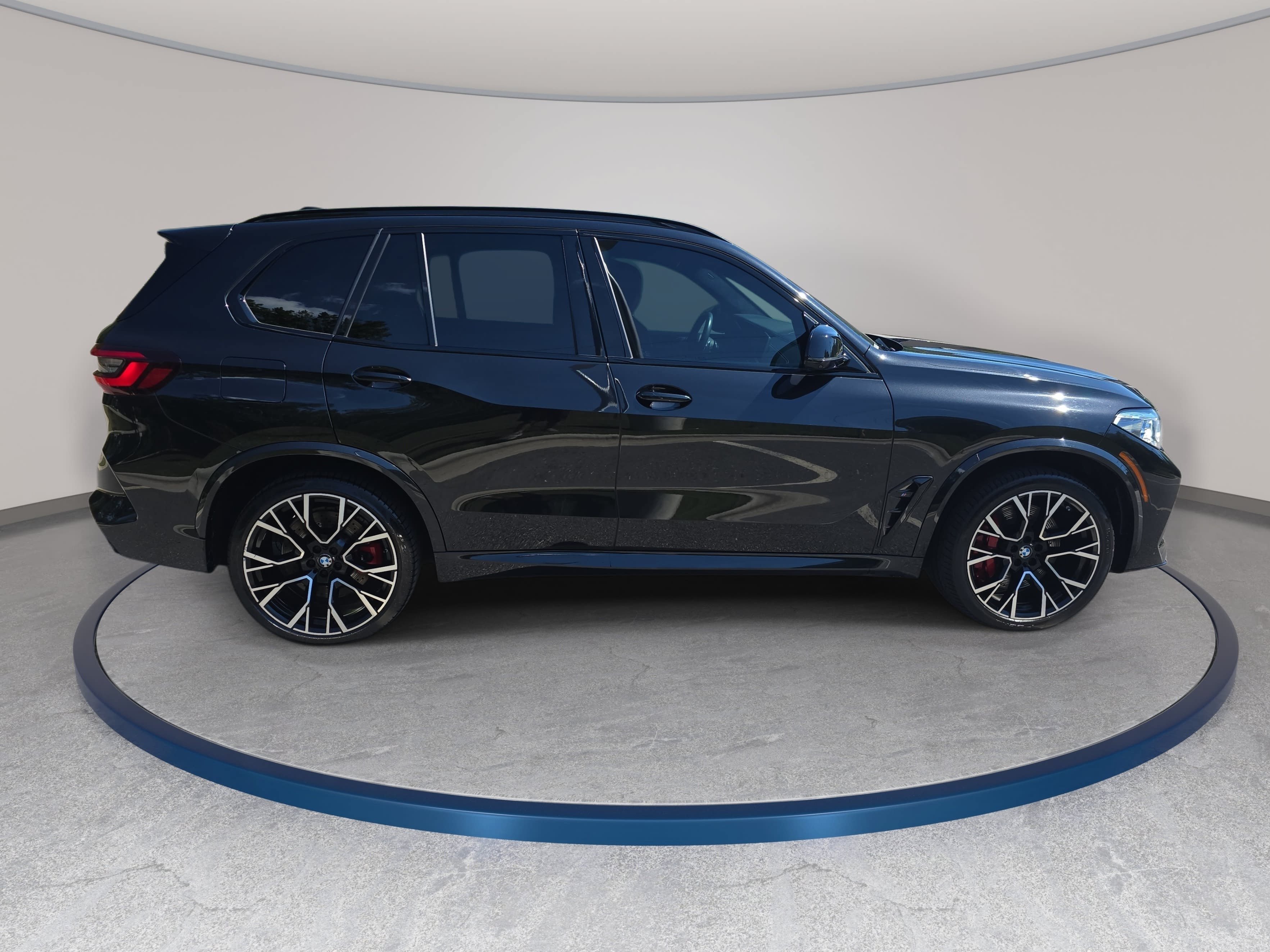 Used 2021 BMW X5 M SUV