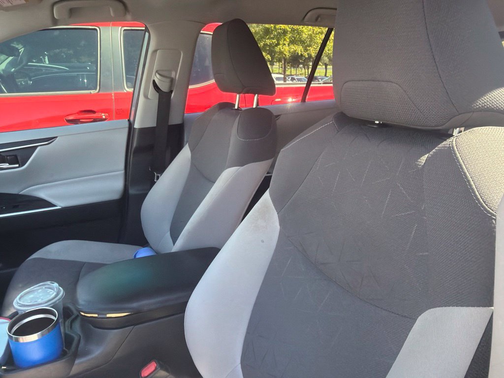 Used 2020 Toyota RAV4 XLE SUV