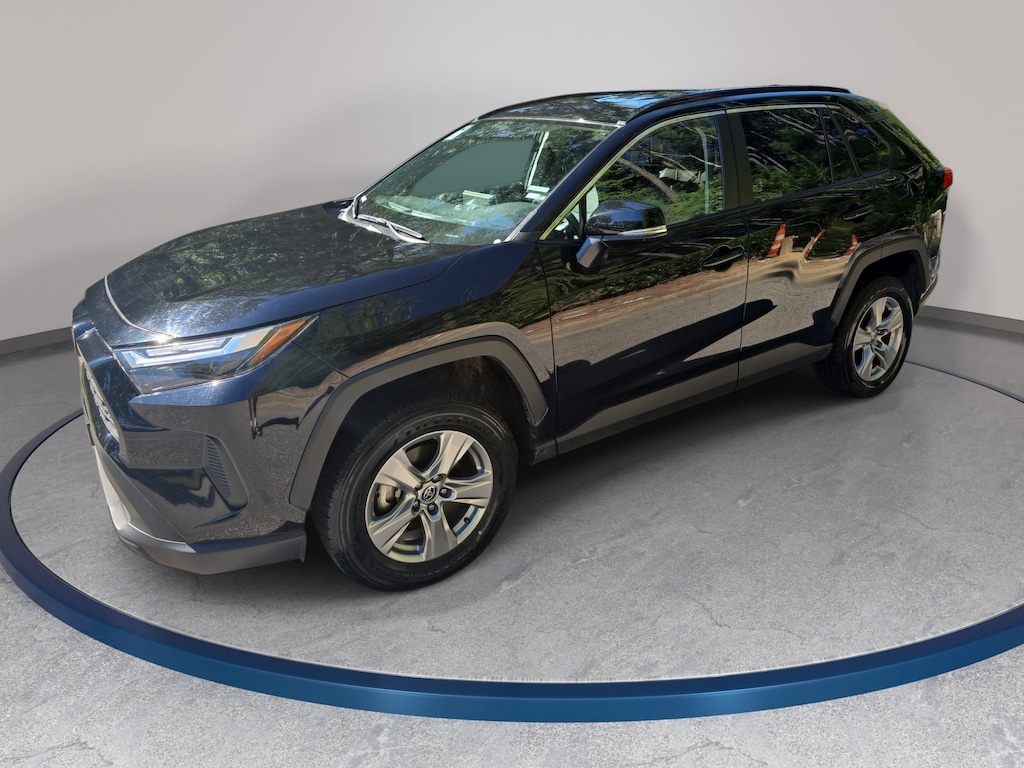 Used 2025 Toyota RAV4 XLE SUV
