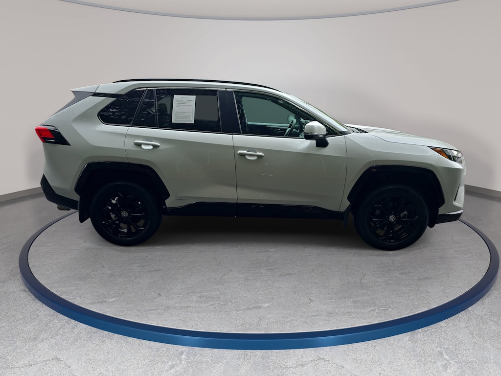 Used 2024 Toyota RAV4 Hybrid SE SUV