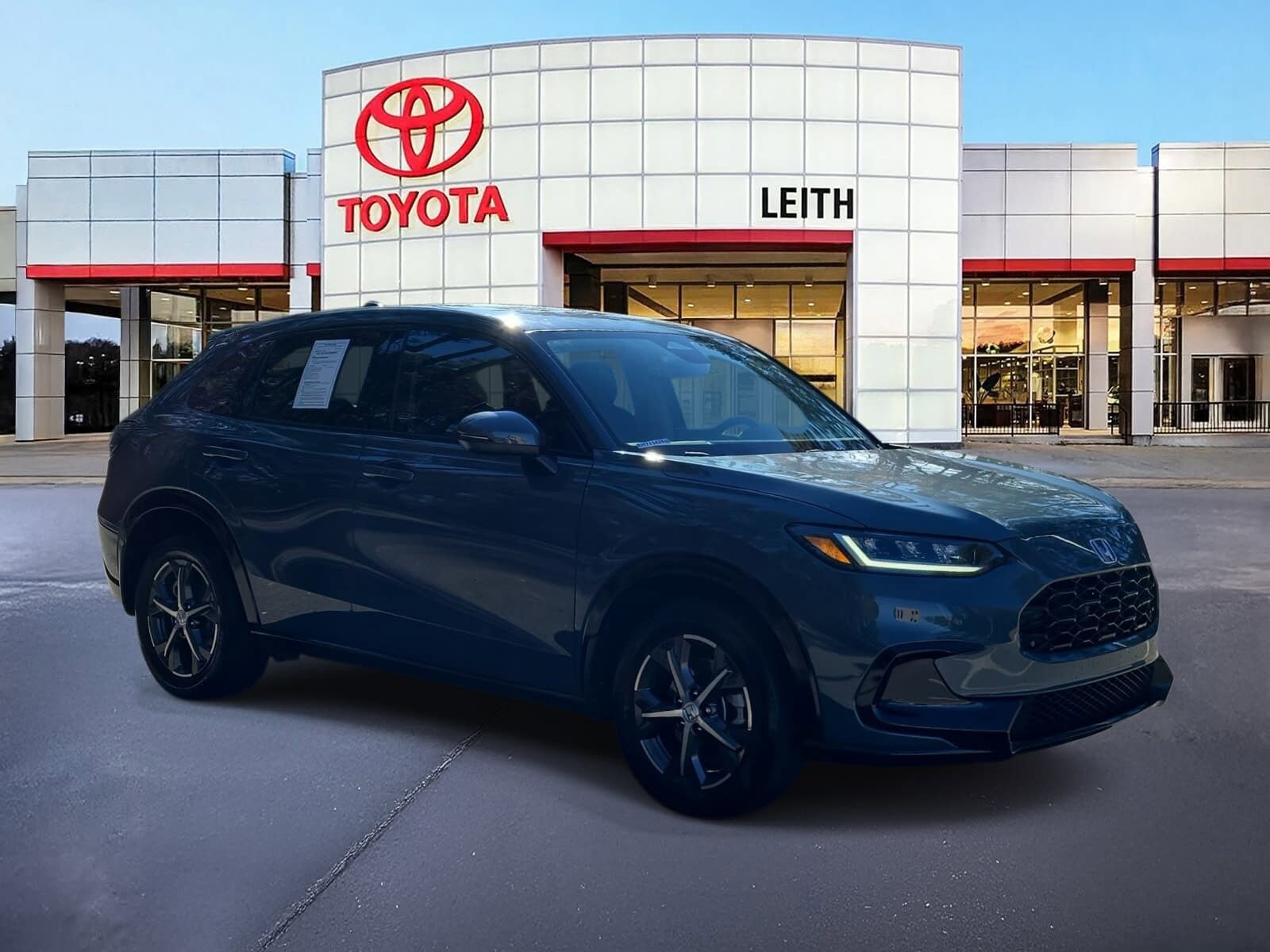 2024 Honda HR-V EX-L photo 3