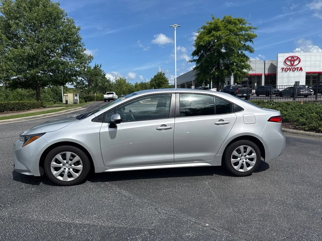 Used 2024 Toyota Corolla LE Sedan