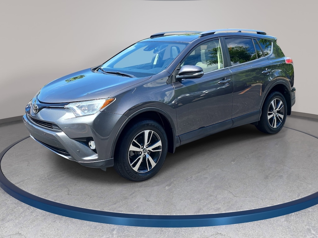 Used 2018 Toyota RAV4 XLE SUV