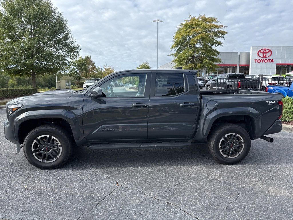 2024 Toyota Tacoma TRD Sport photo 2