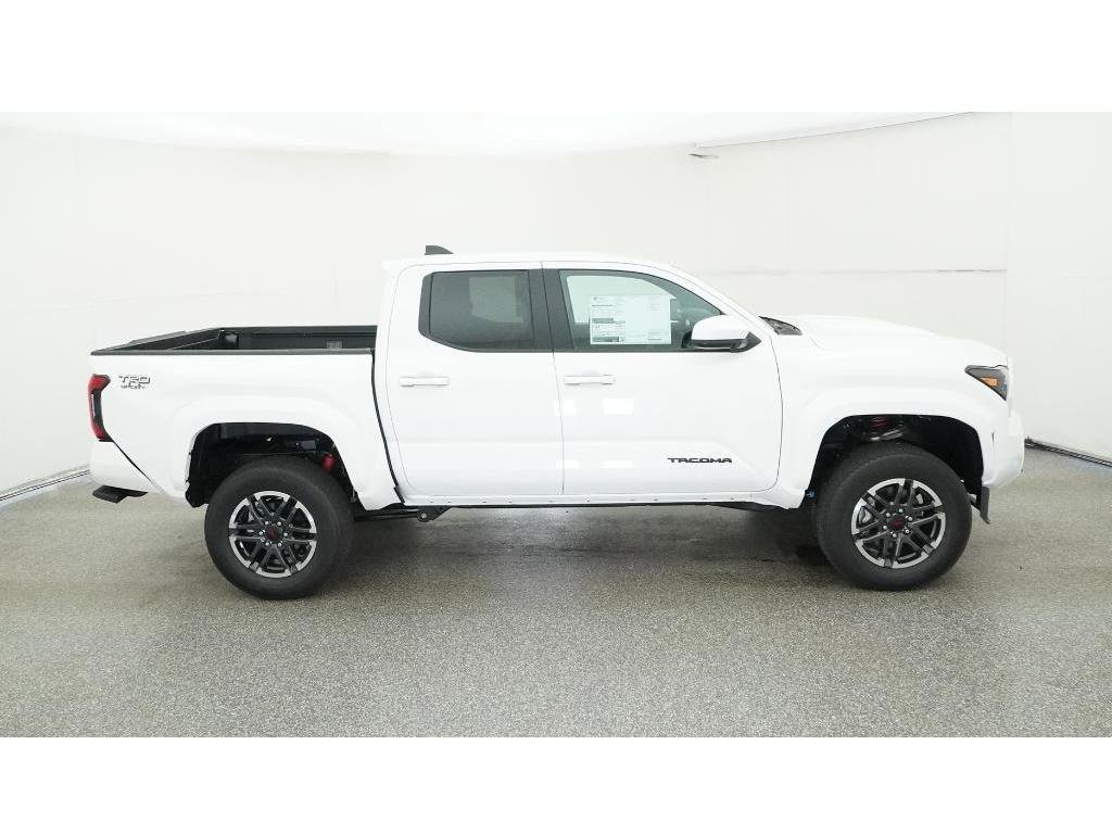 2025 Toyota Tacoma TRD Sport - Photo 12