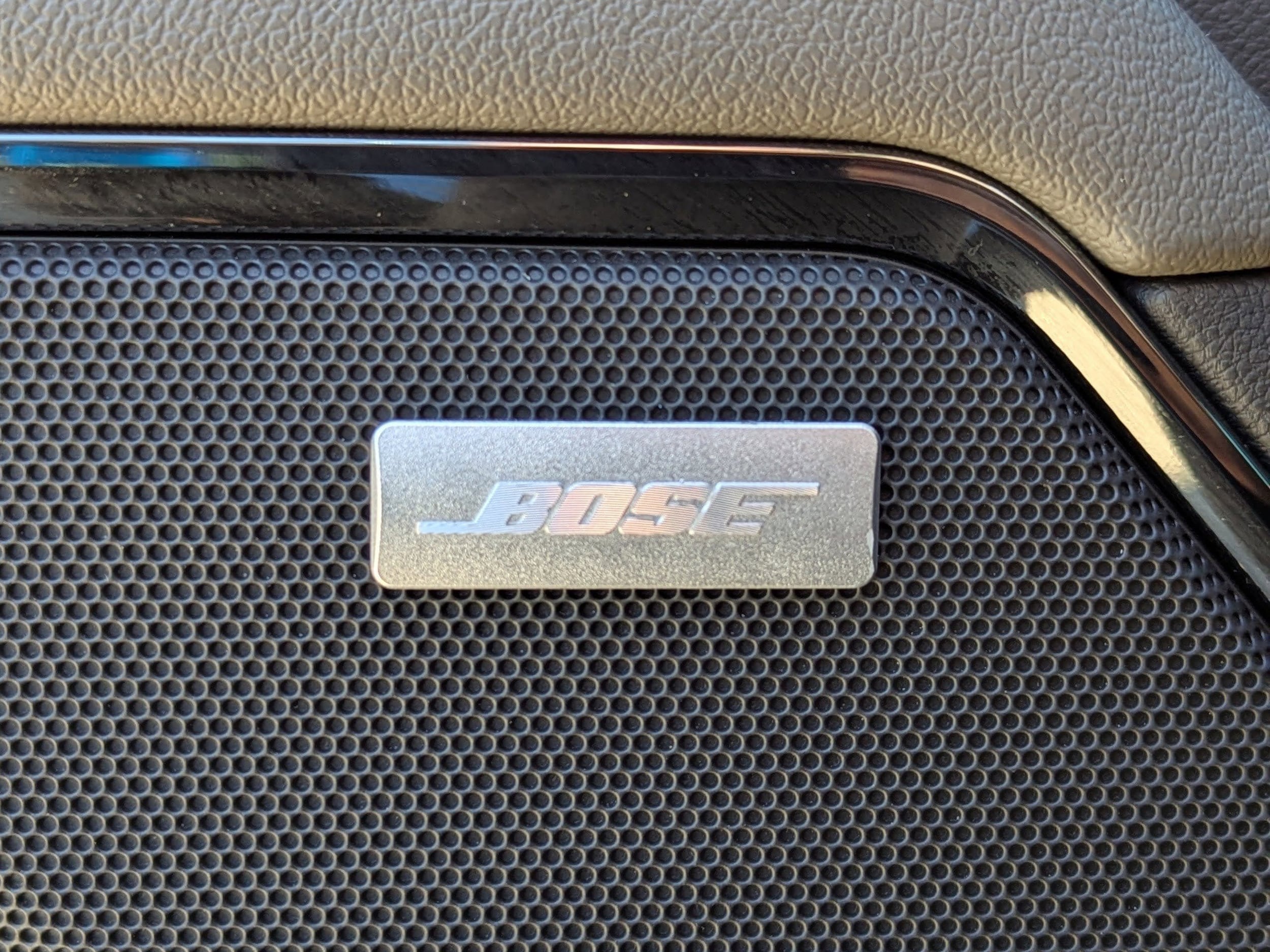 2023 Chevrolet Silverado 1500 ZR2 - Photo 17