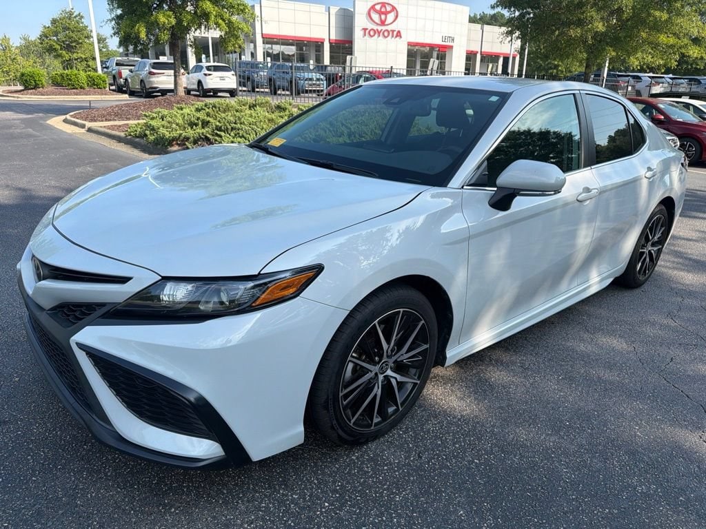 Used 2023 Toyota Camry SE Sedan