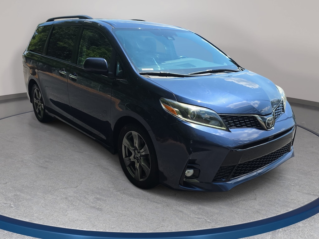 Used 2019 Toyota Sienna SE 8 Passenger Van