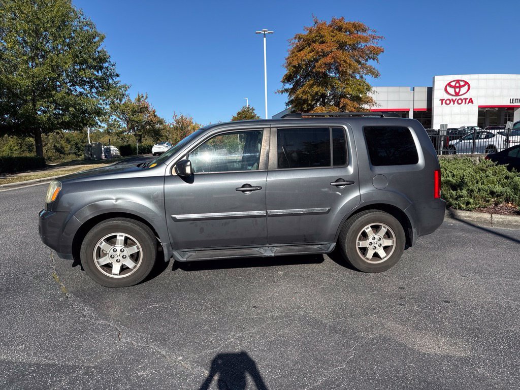 Used 2011 Honda Pilot Touring w/RES/Navi SUV