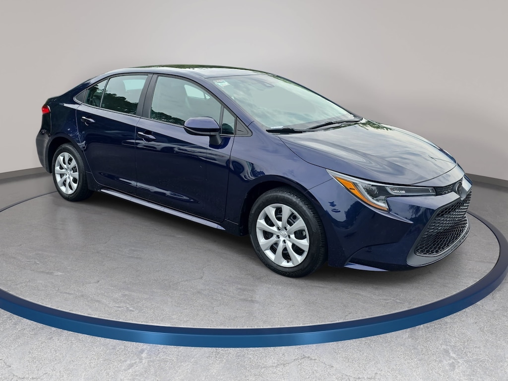 Used 2022 Toyota Corolla LE Sedan