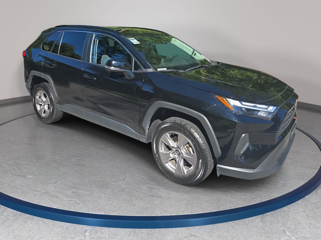 Used 2025 Toyota RAV4 XLE SUV