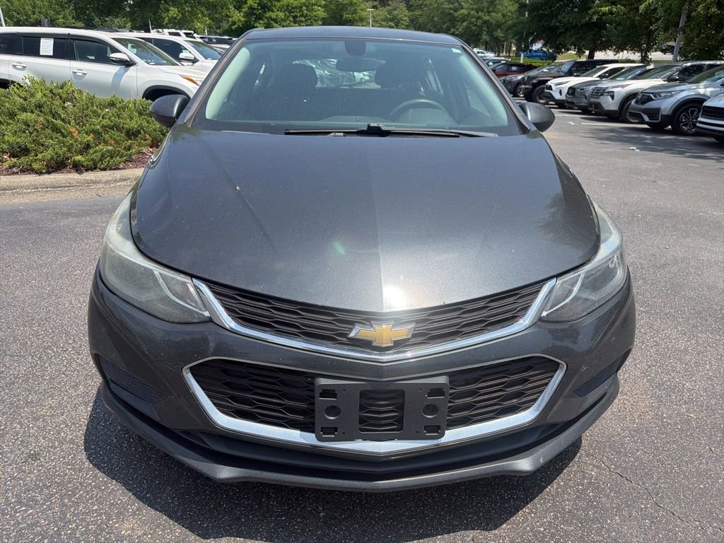 Used 2017 Chevrolet Cruze LT Auto Hatchback