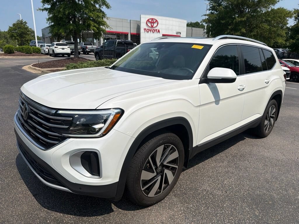 Used 2025 Volkswagen Atlas 2.0T SEL SUV