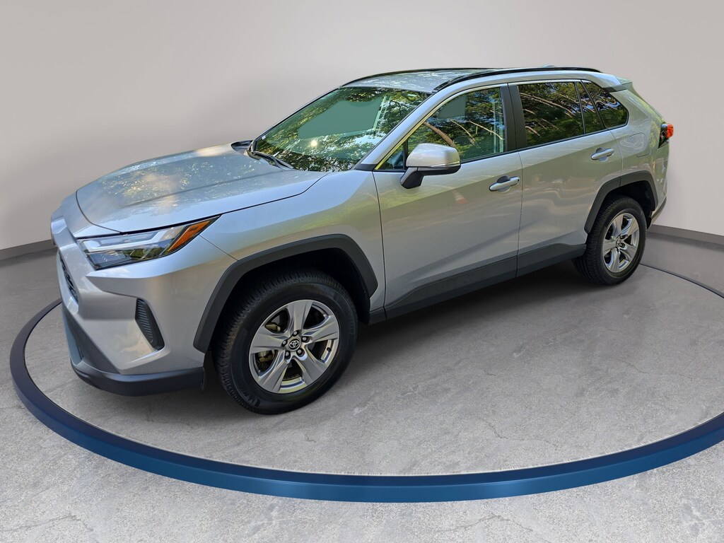 Used 2022 Toyota RAV4 XLE SUV