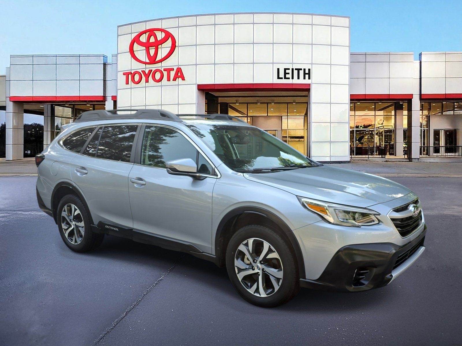 2022 Subaru Outback Limited photo 3