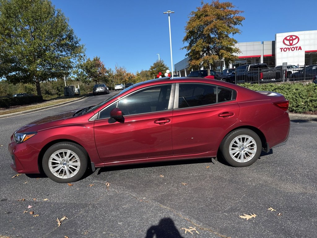 2018 Subaru Impreza 2.0i Premium photo 2