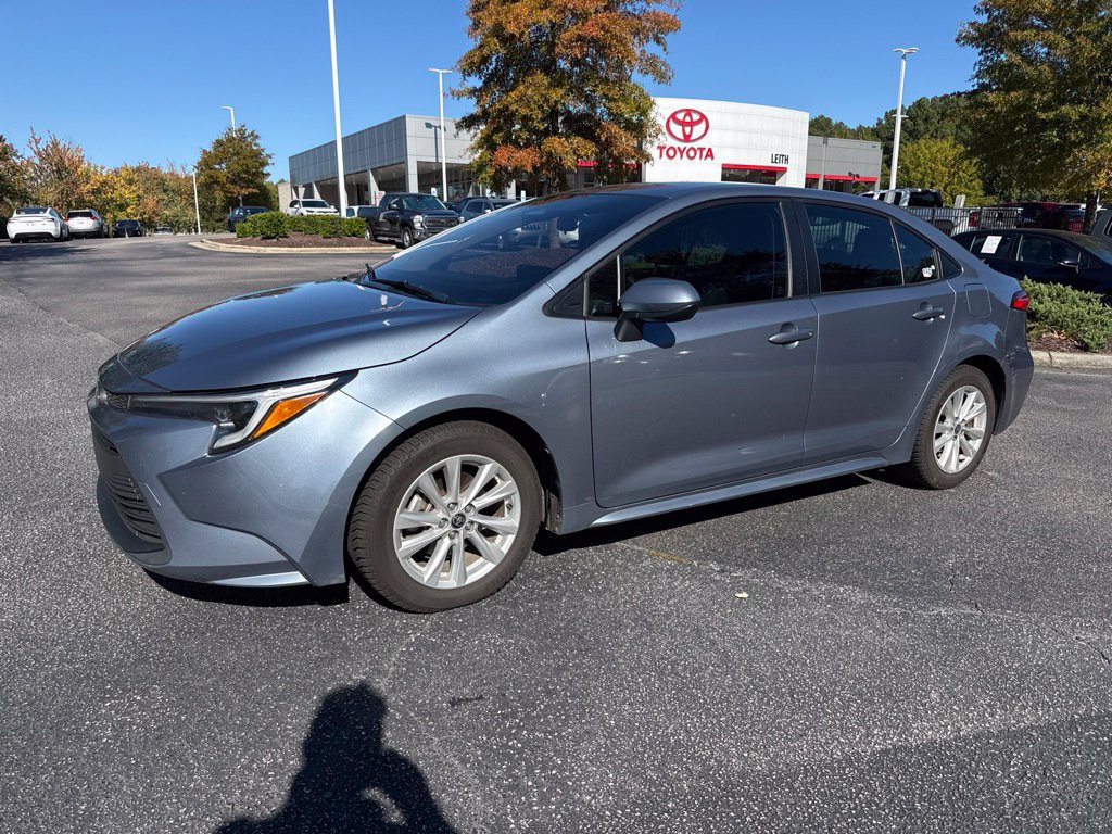 Used 2025 Toyota Corolla Hybrid LE Sedan