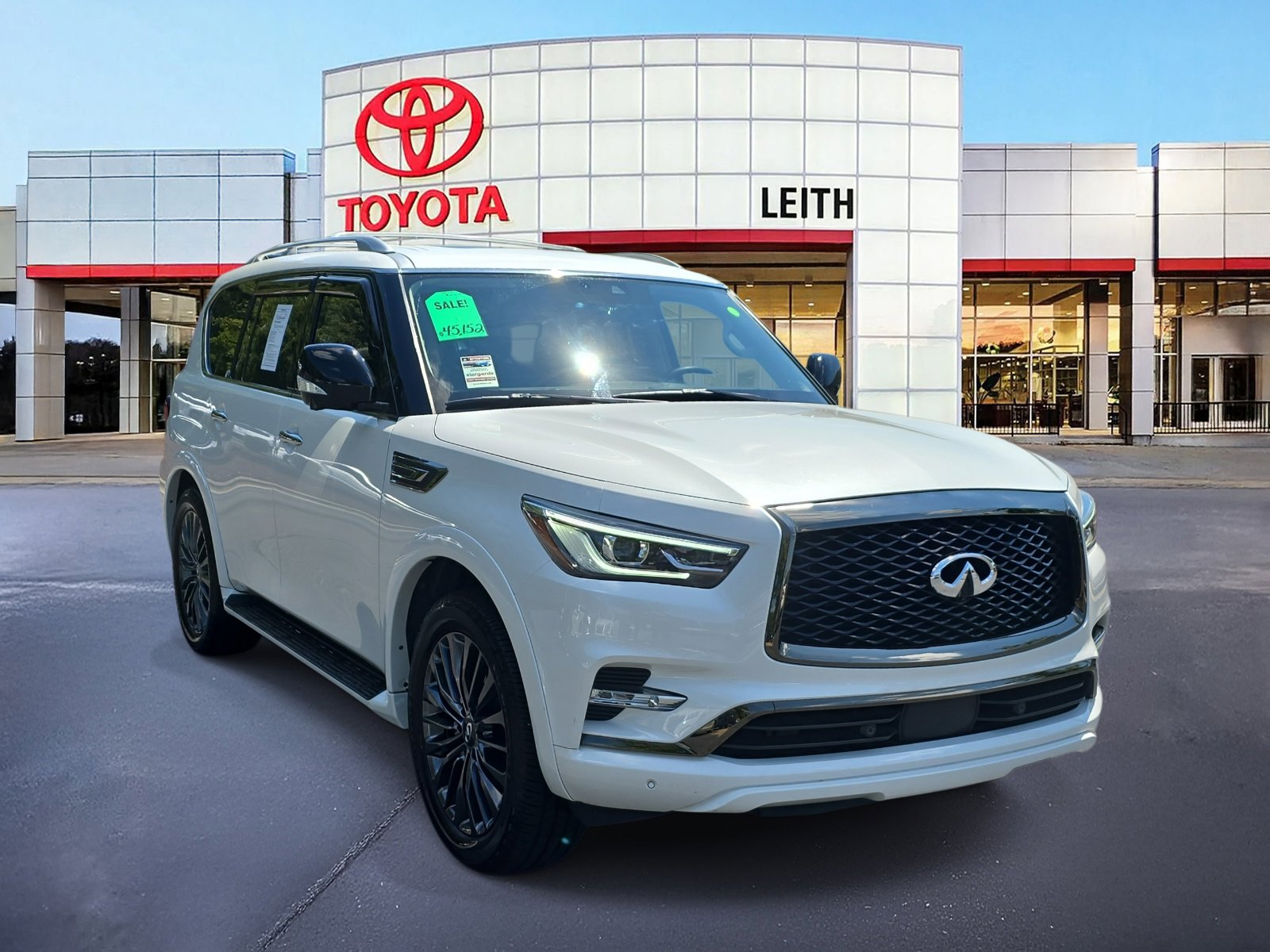 2022 Infiniti QX80 Premium Select photo 3