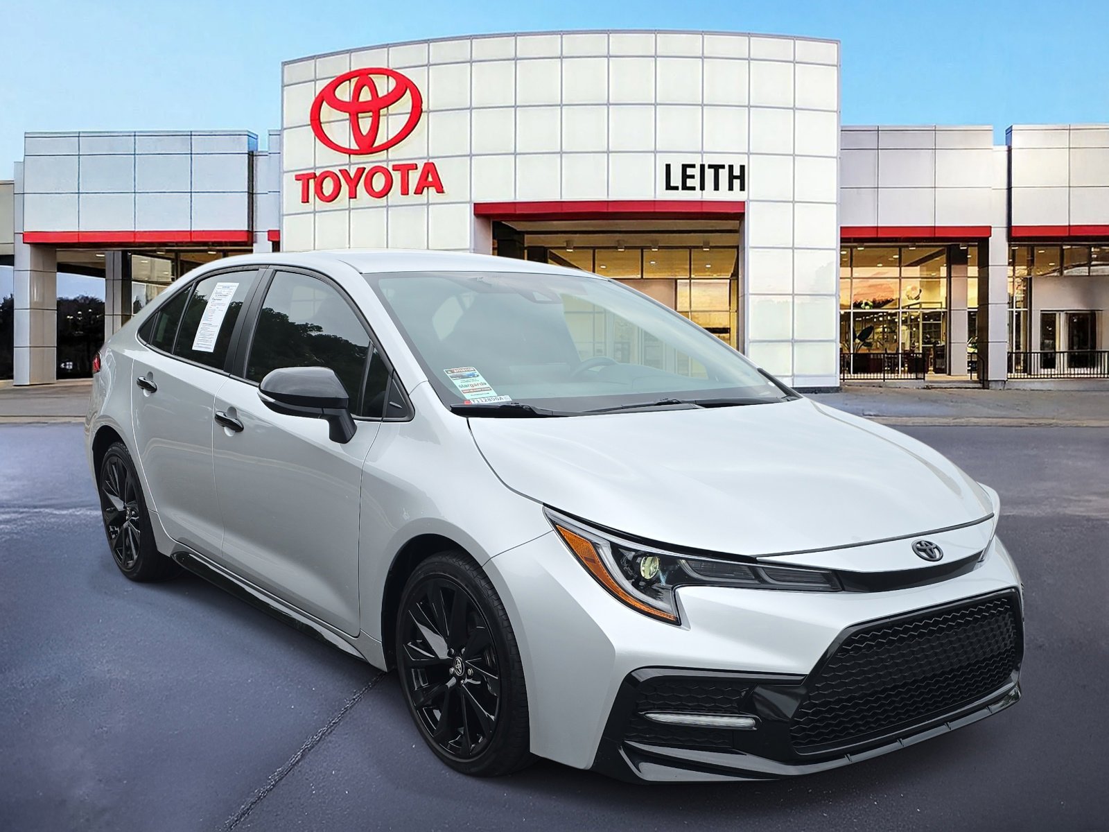 2022 Toyota Corolla SE photo 3