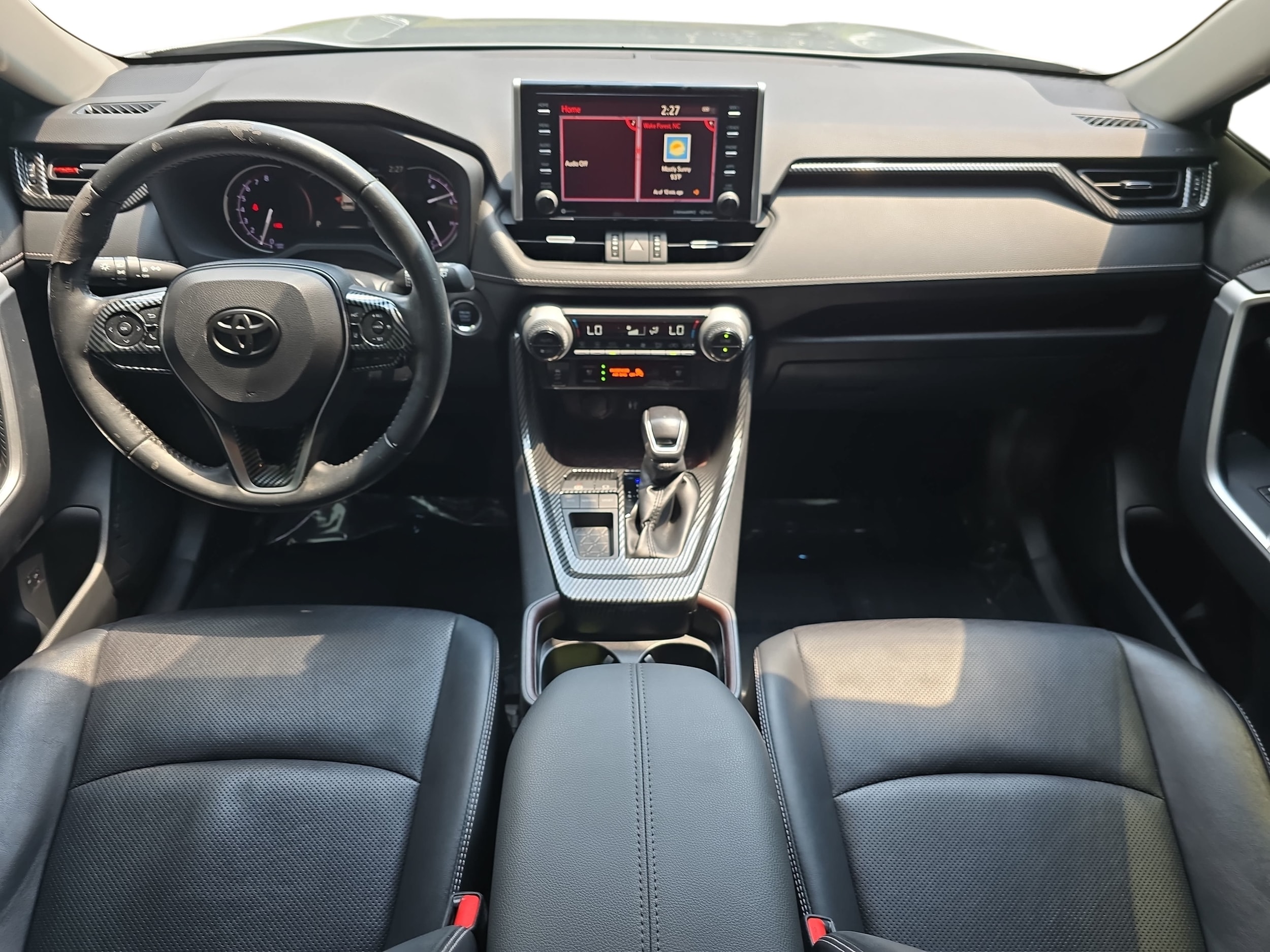 2019 Toyota RAV4 Limited - Photo 9