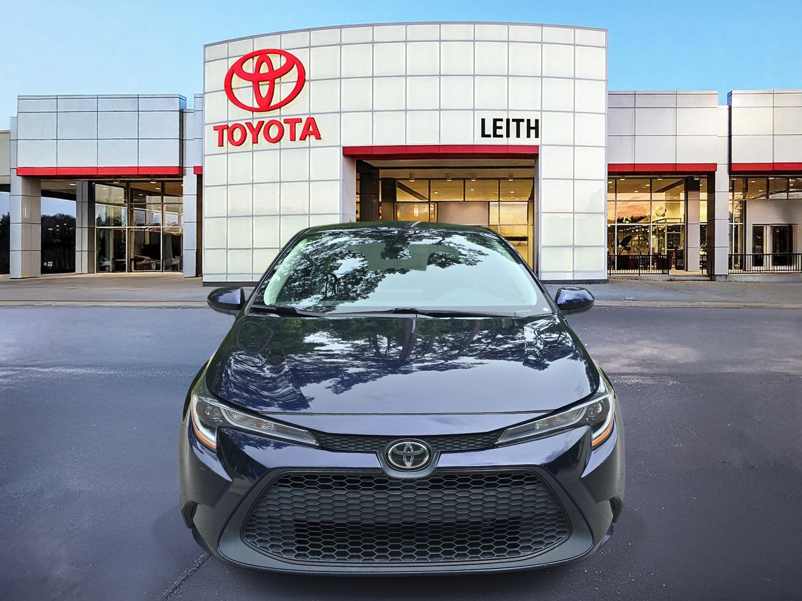 Used 2022 Toyota Corolla LE with VIN 5YFEPMAE5NP368920 for sale in Raleigh, NC