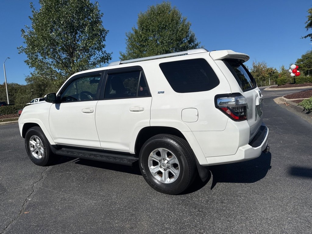 2018 Toyota 4Runner SR5 photo 2