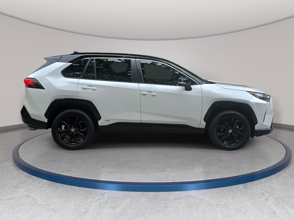 Used 2022 Toyota RAV4 Hybrid XSE SUV