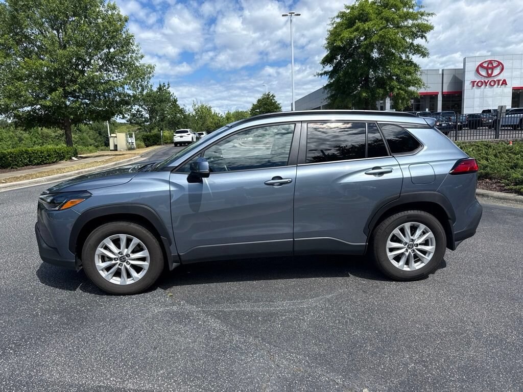 Used 2024 Toyota Corolla Cross LE SUV