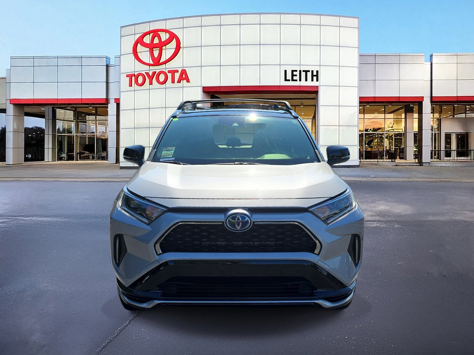 2021 Toyota RAV4 Prime XSE photo 2