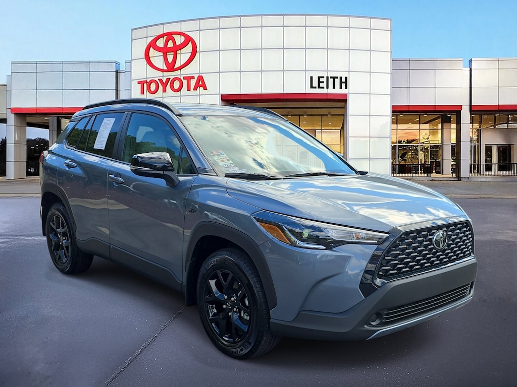 Used 2025 Toyota Corolla Cross LE SUV