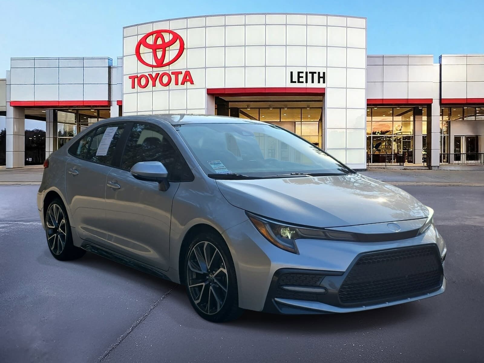 2020 Toyota Corolla SE photo 3