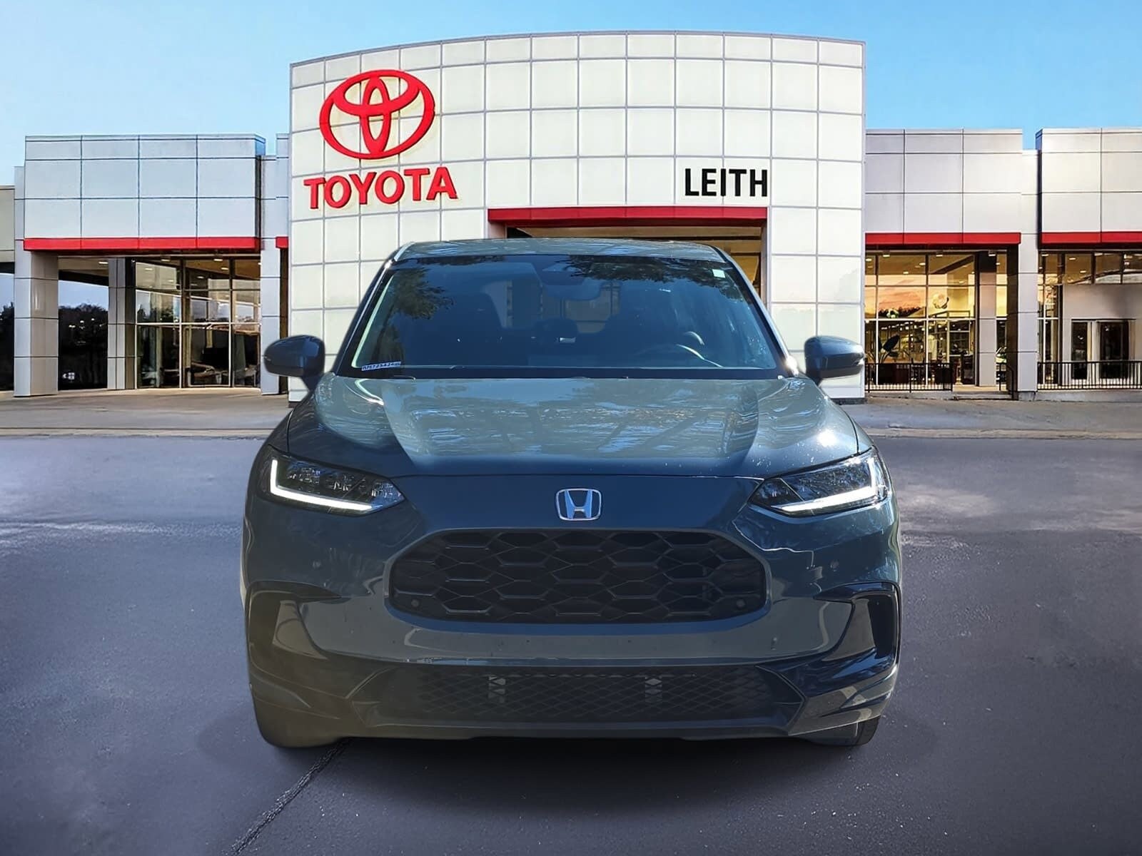 2024 Honda HR-V EX-L photo 2