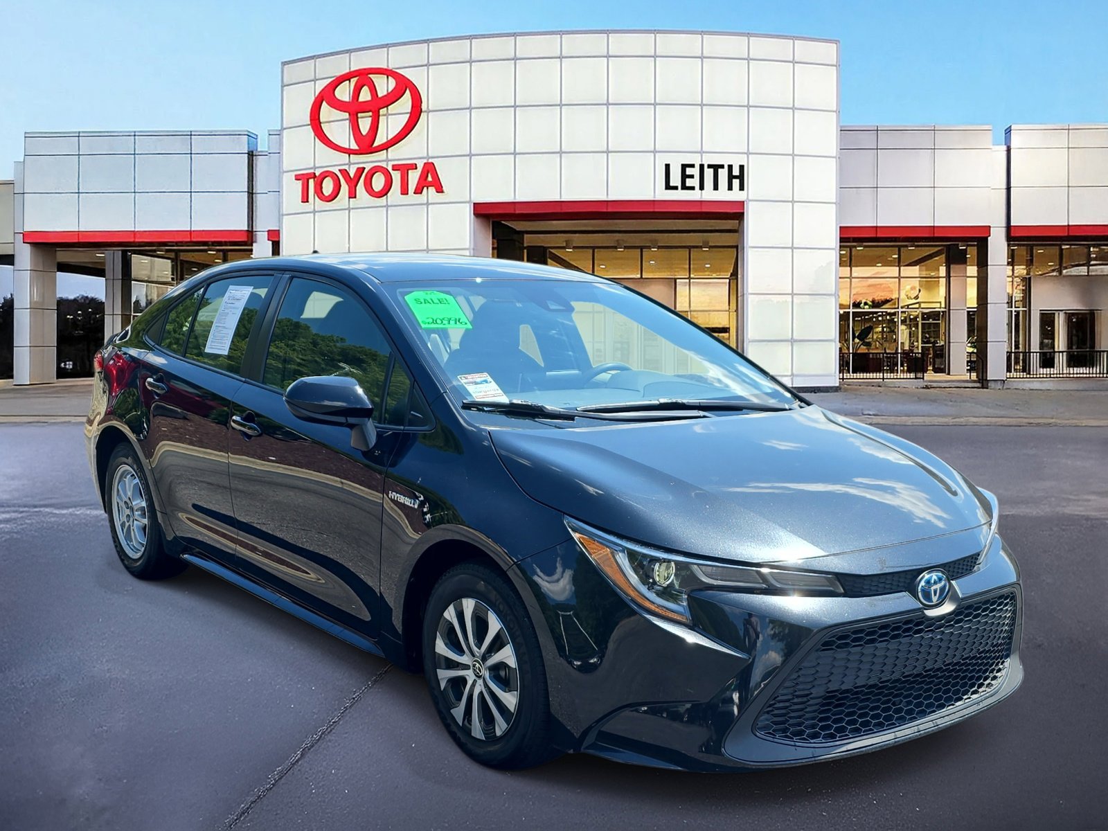 2021 Toyota Corolla Hybrid LE photo 3