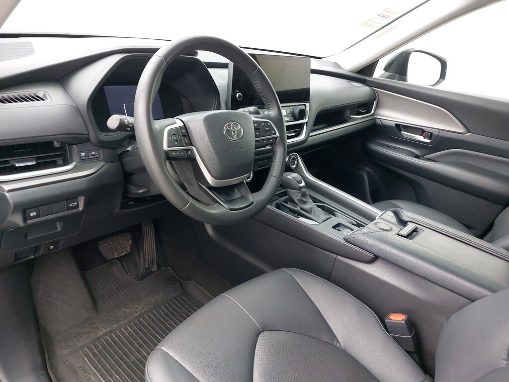 Used 2024 Toyota Grand Highlander XLE SUV