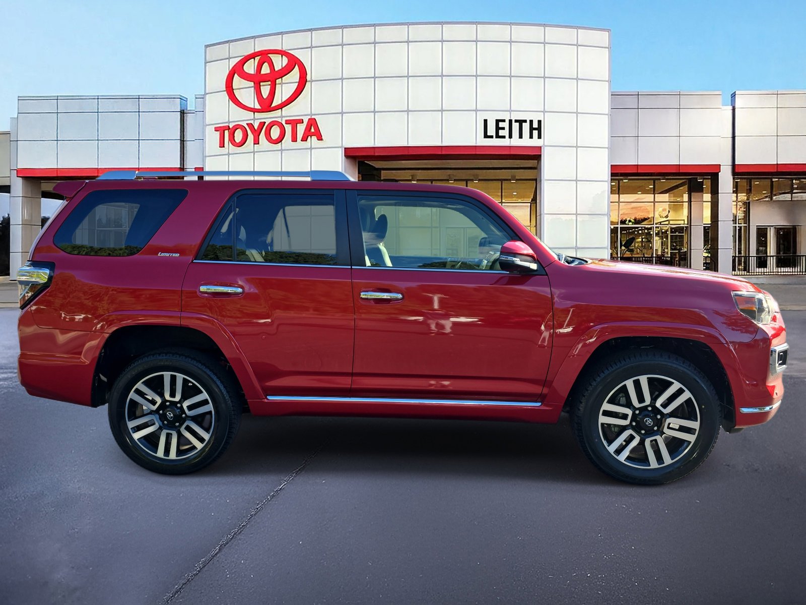 2022 Toyota 4Runner Limited photo 3