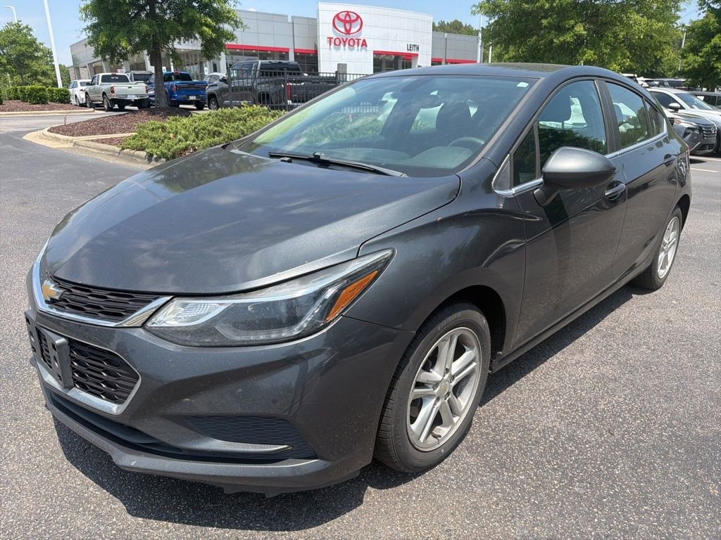 Used 2017 Chevrolet Cruze LT Auto Hatchback
