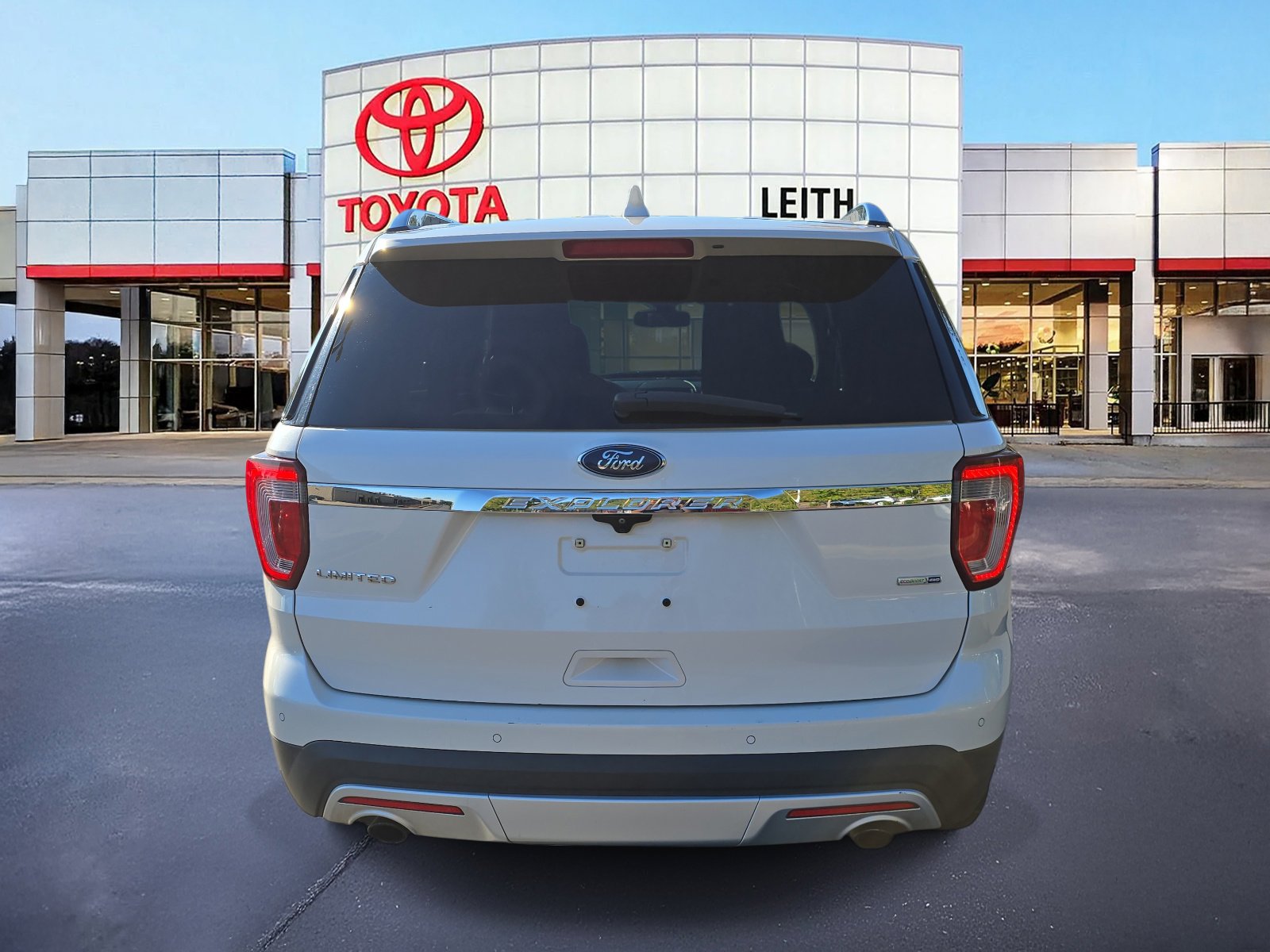 2017 Ford Explorer Limited photo 3