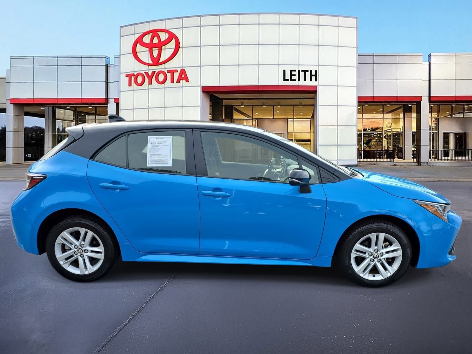 2020 Toyota Corolla SE photo 4