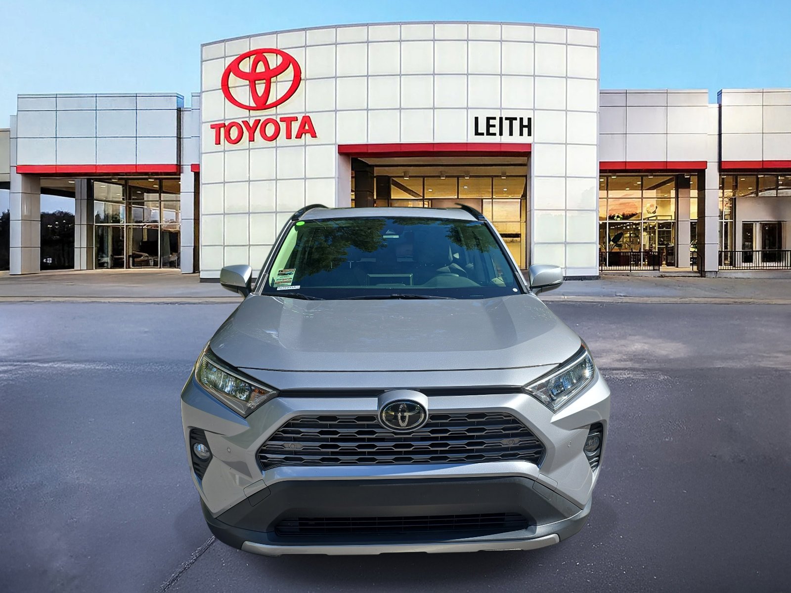 2021 Toyota RAV4 Limited photo 2