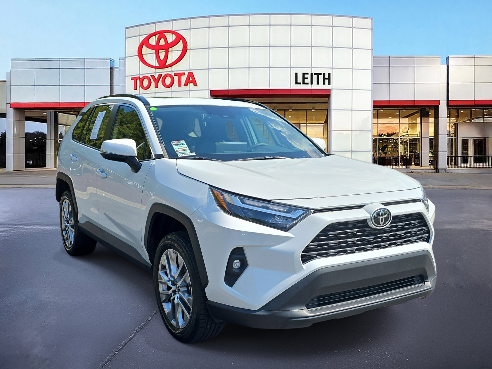 2023 Toyota RAV4 XLE Premium photo 2