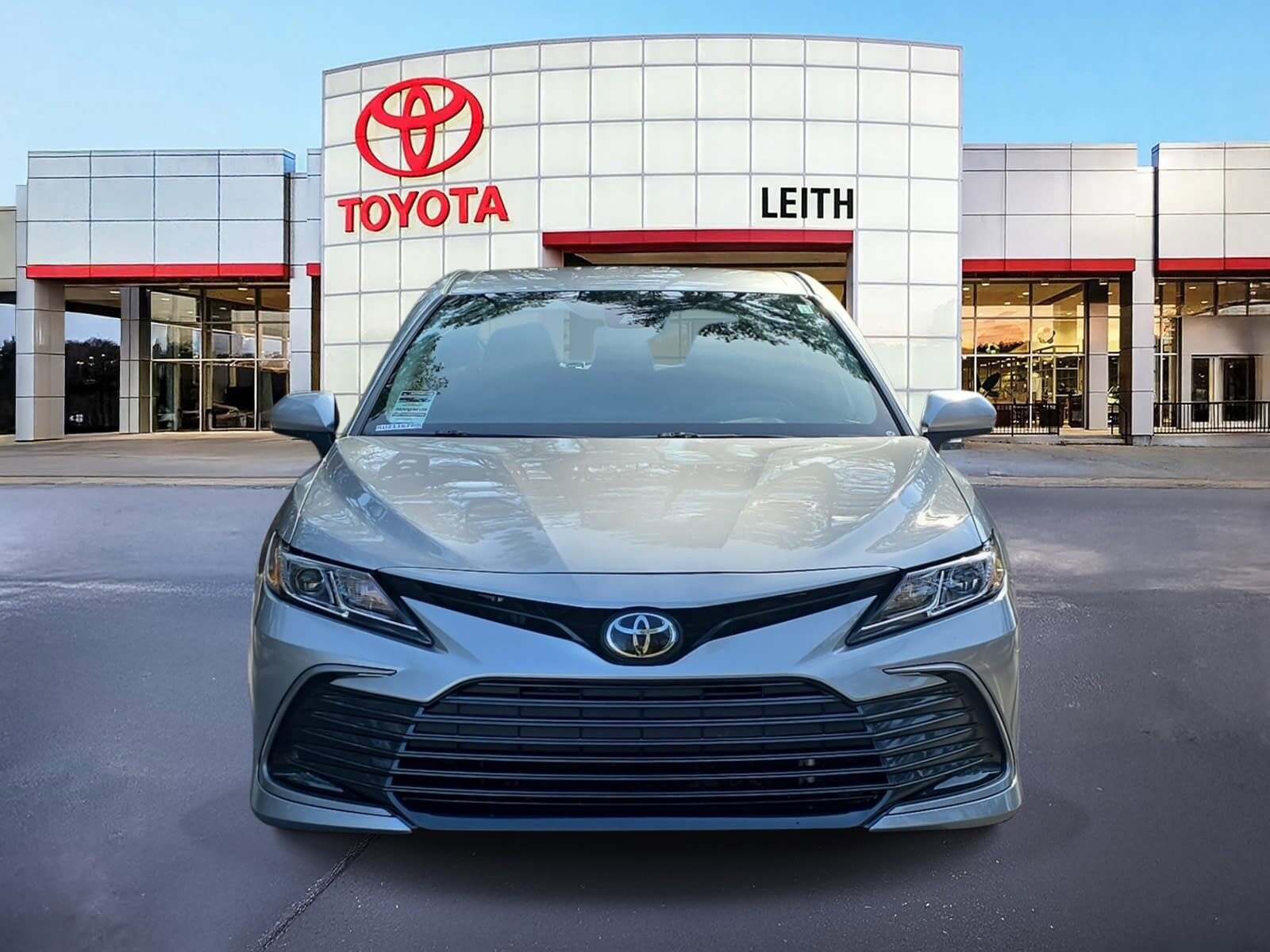 2024 Toyota Camry LE photo 2
