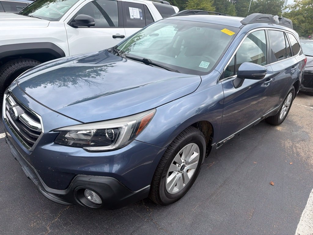 Used 2018 Subaru Outback 2.5i Premium with SUV