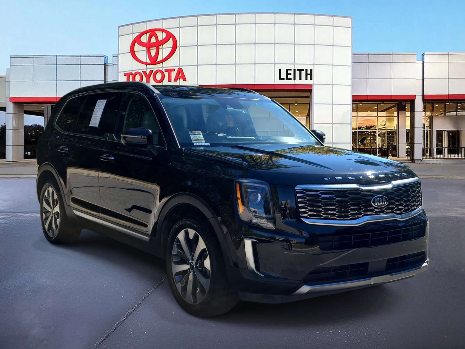 2020 Kia Telluride S photo 2