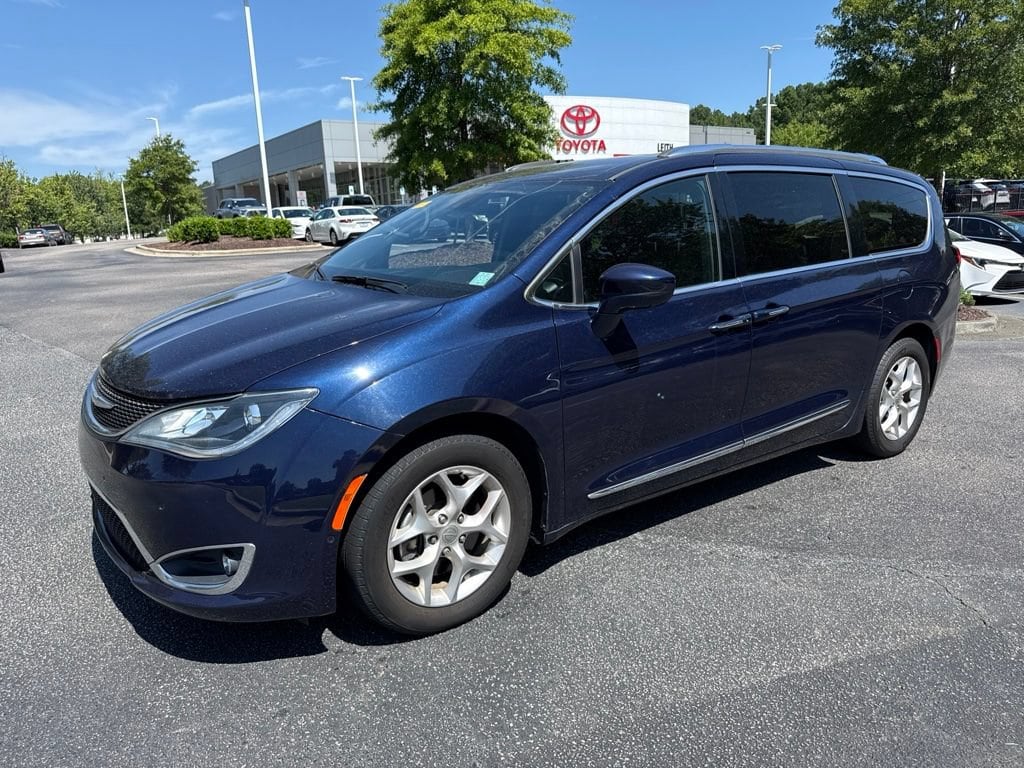 Used 2020 Chrysler Pacifica Touring L Van Passenger Van