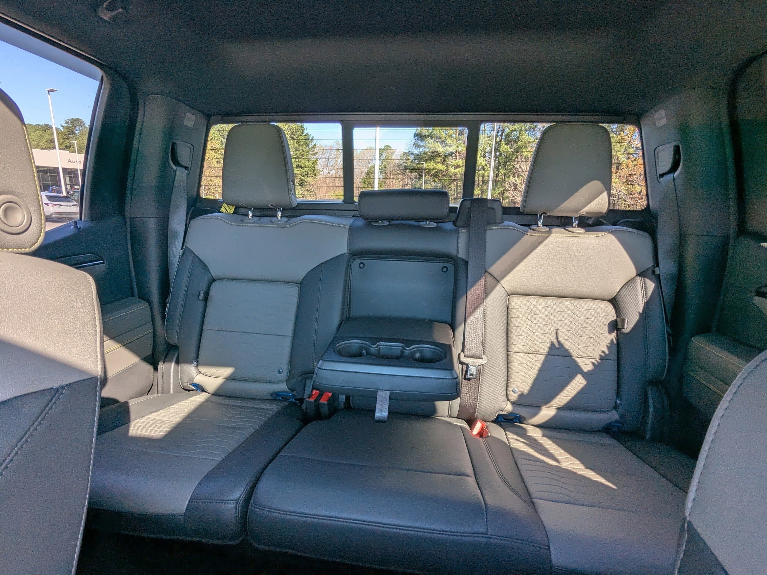 2023 Chevrolet Silverado 1500 ZR2 - Photo 10